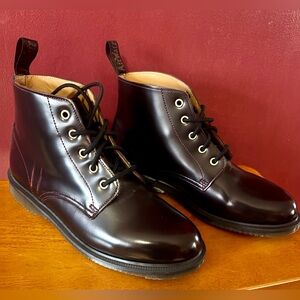 Dr Martens Docs Emmeline Boots Leather Black Red Rub Off color size 9 women